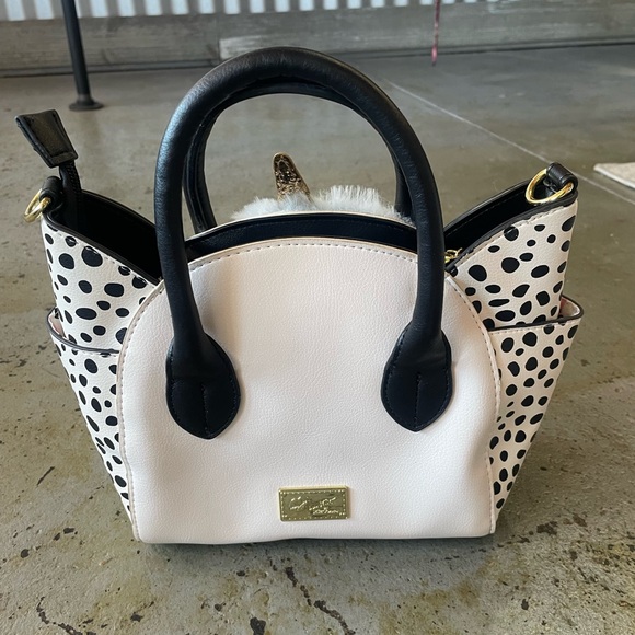 Luv Betsey by Betsey Johnson Unicorn Cat Polyurethane Crossbody Purse - Picture 5 of 10